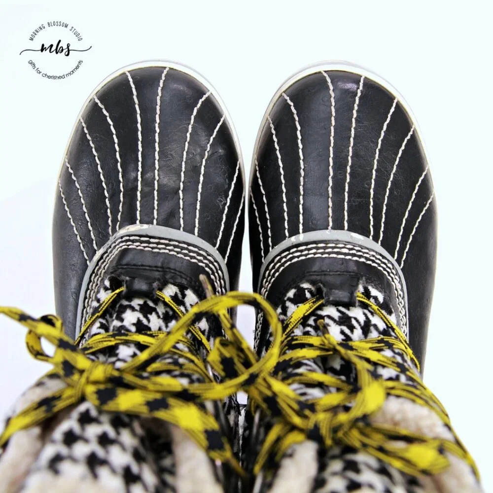 Sorel Tivoli Houndstooth Boots Black White Women 10